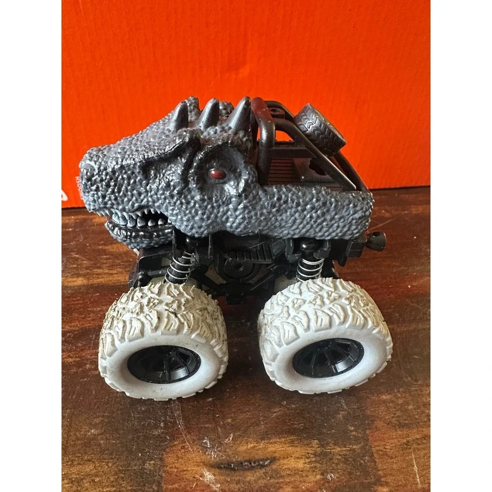 Monster Truck Dino Toy Lot‎ of 3 T-Rex Spinosaurus Triceratops One Rev Up